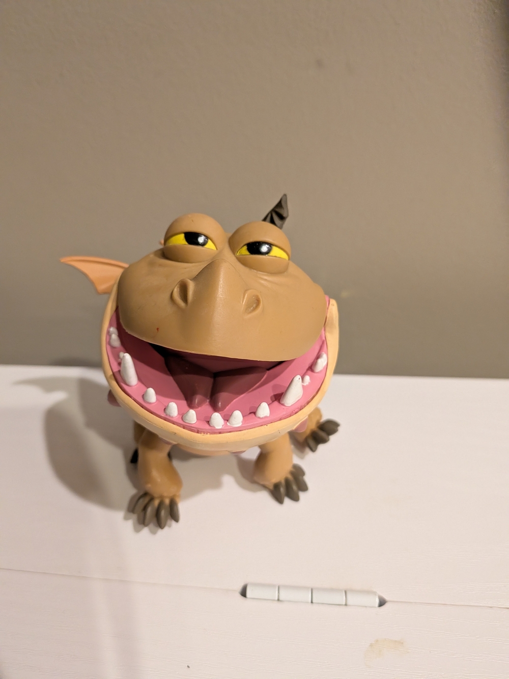 Dreamworks HOW TO TRAIN YOUR DRAGON MEATLUG ACTION VINYLS 4+ Inches
